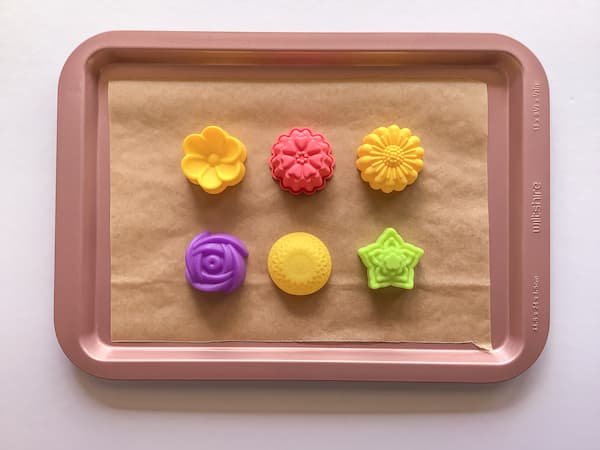 six flower silicone moulds